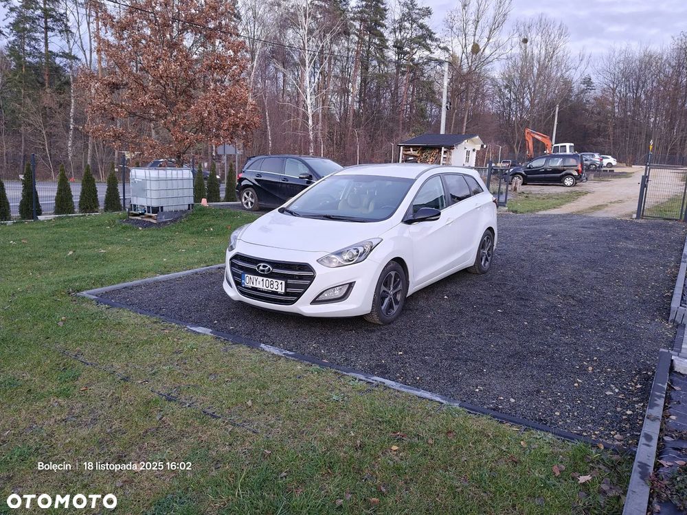 Hyundai i30 1.6 CRDi Premium - 1