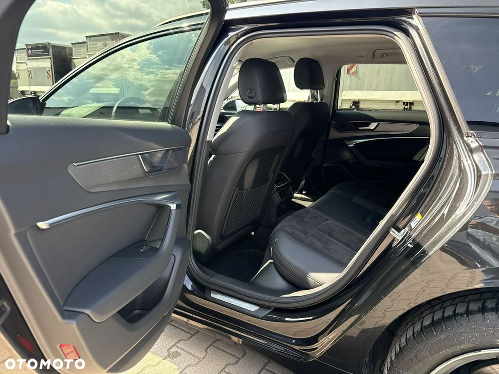 Audi A6 Avant 45 TFSI quattro S tronic - 14