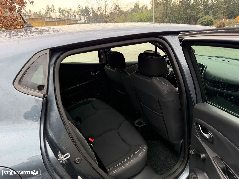 Renault Clio 1.5 dCi Comfort - 11