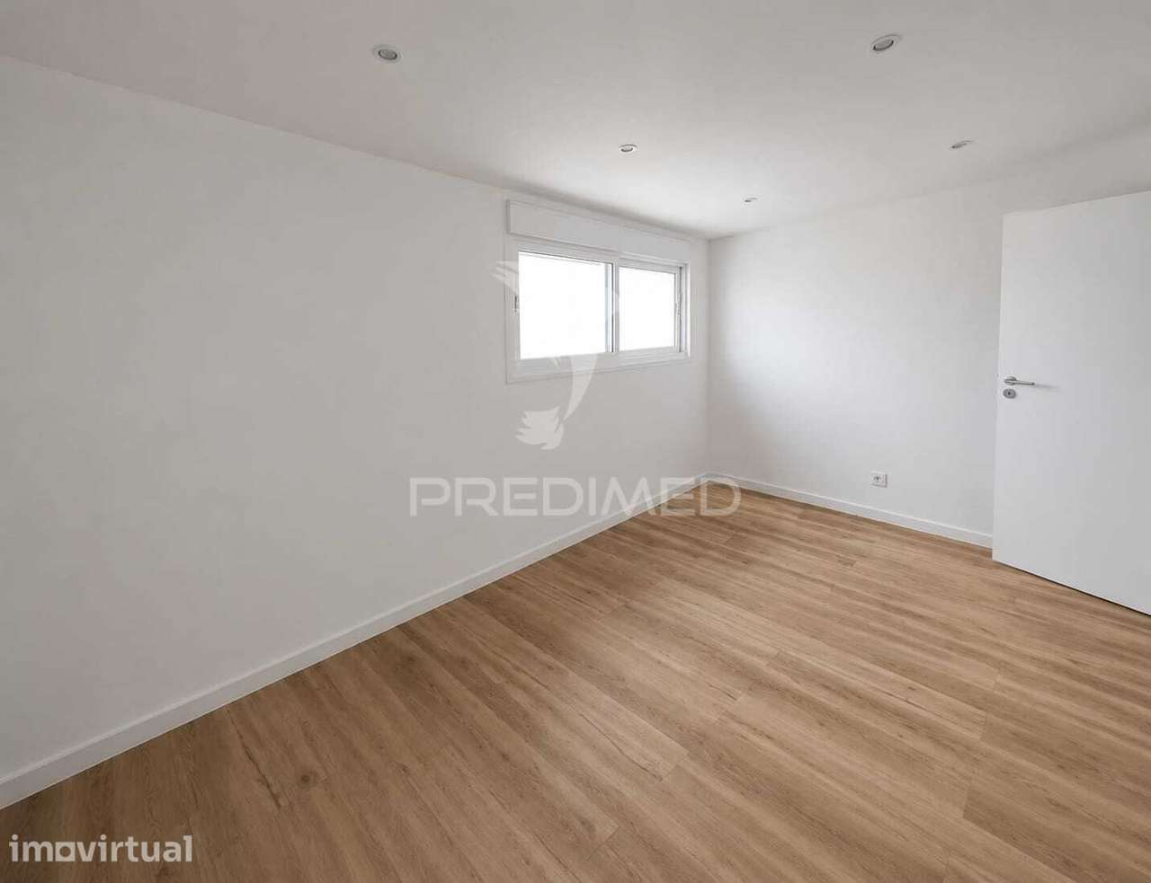 Apartamento T2 com varanda em Queluz - Grande imagem: 4/9