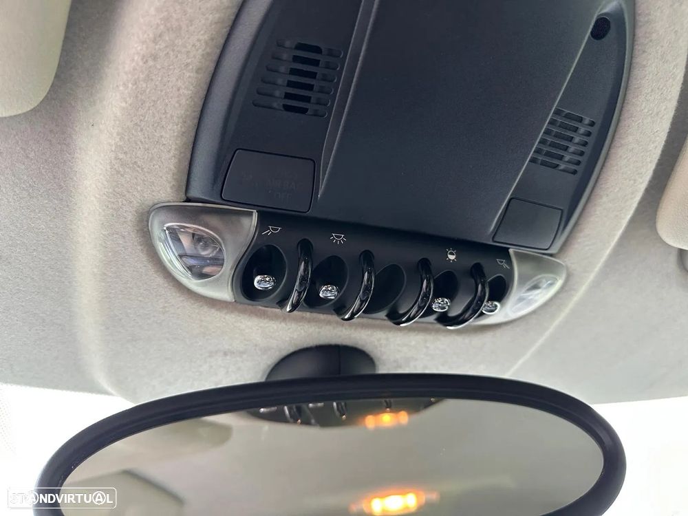 MINI 3 Portas Cooper SD - 17