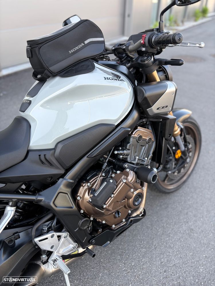 Honda CB 650 RA ( FULL EXTRAS TOP ) - 5