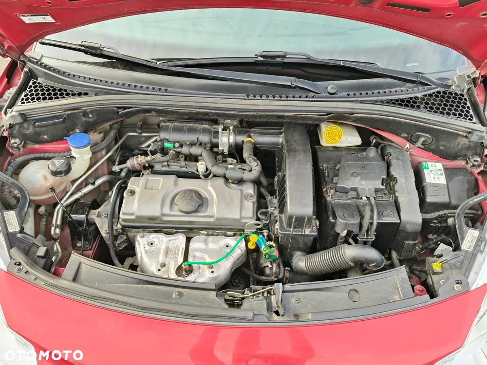 Citroën C3 1.4 Attraction - 15