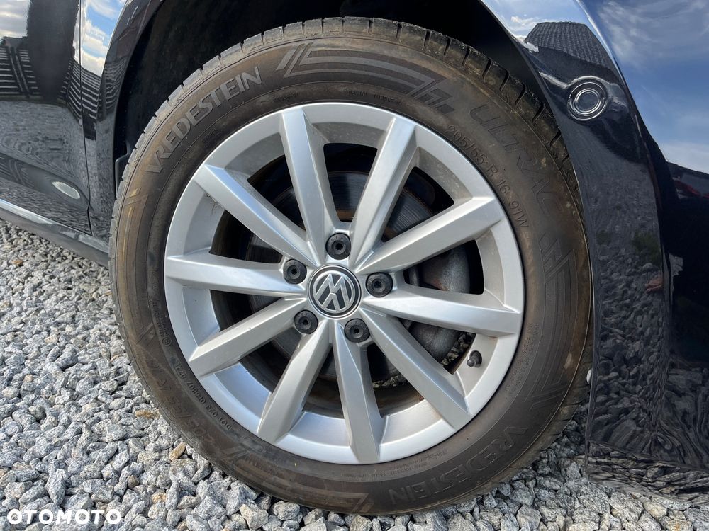 Volkswagen Golf 2.0 TDI BlueMotion Technology Lounge - 27