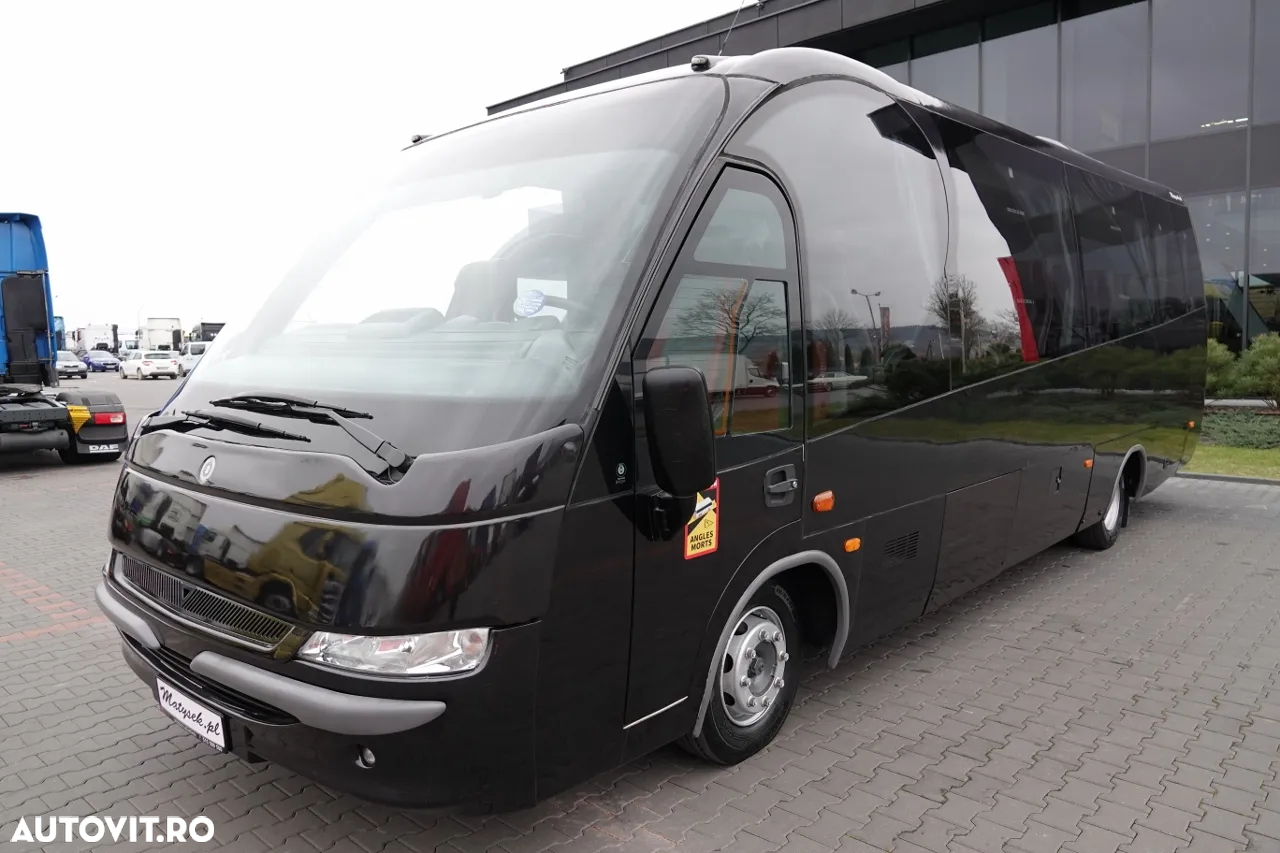 Iveco MAGO - 2 / AUTOBUZ SUBURBAN / 37 LOCU / AER CONDITIONAT / PIELE / IMPORTAT - 6