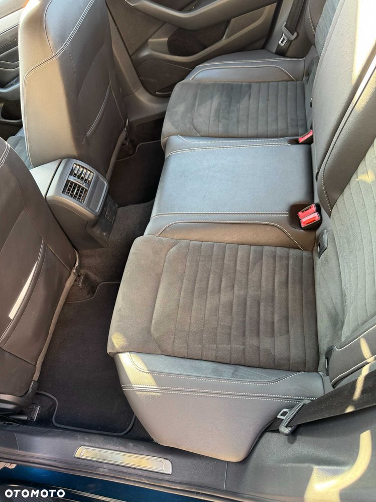 Volkswagen Passat - 6