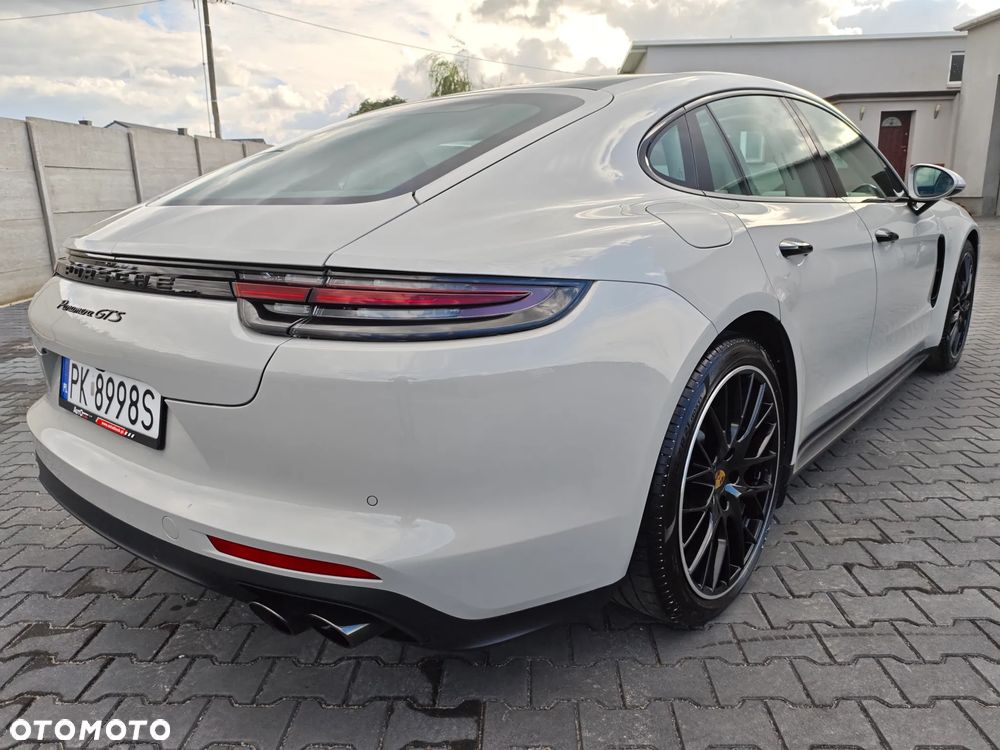 Porsche Panamera GTS - 5