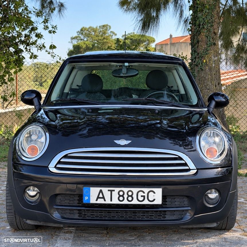 Mini 3 Portas 2007 photo 2