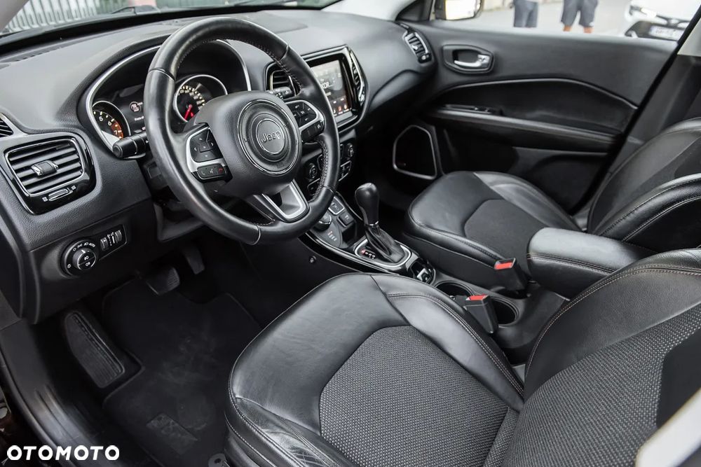 Jeep Compass - 15