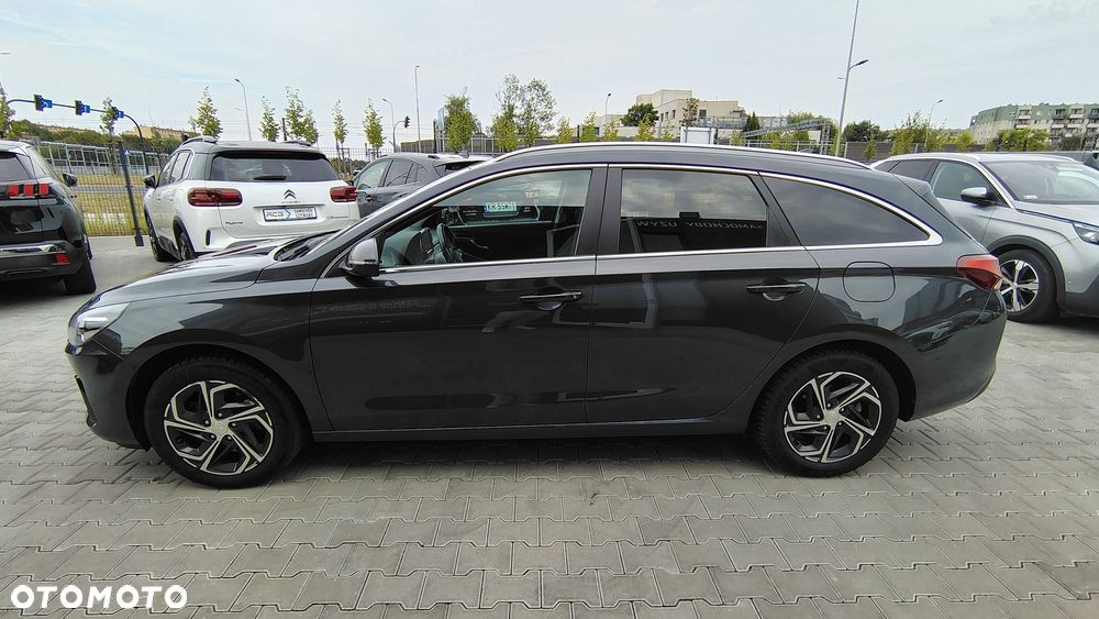 Hyundai i30 1.5 DPI Comfort - 6