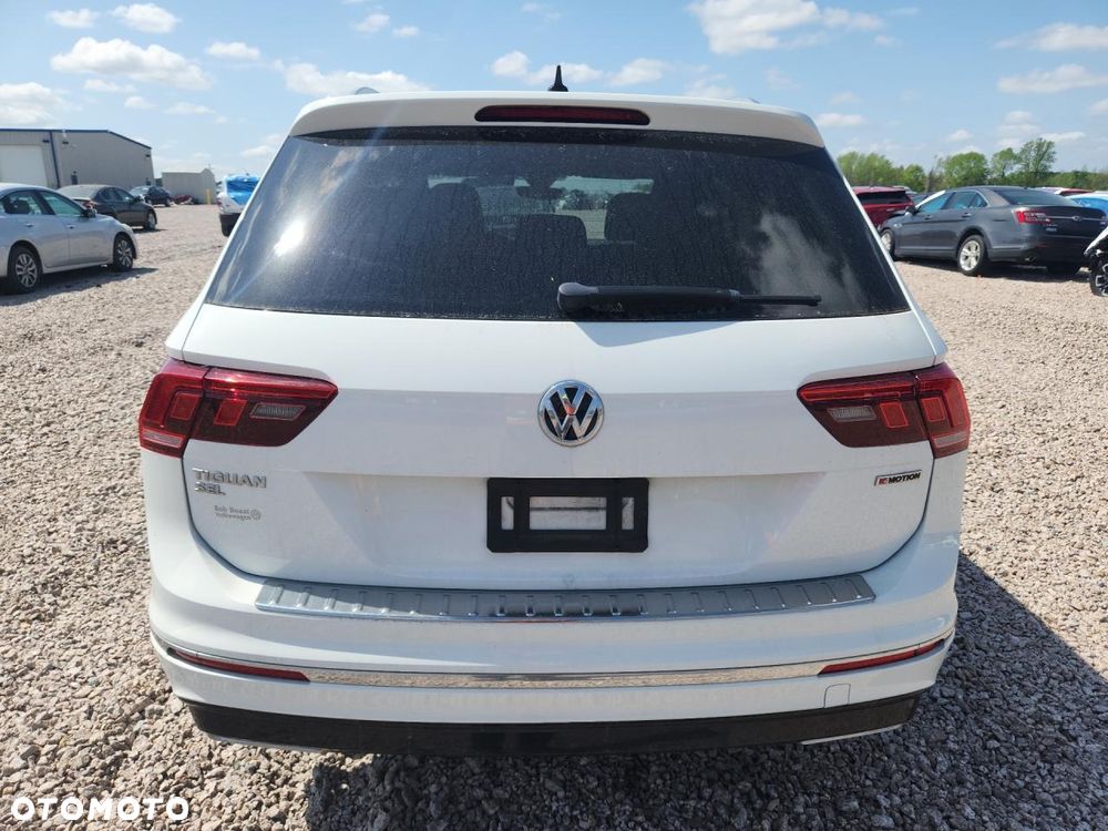 Volkswagen Tiguan - 6