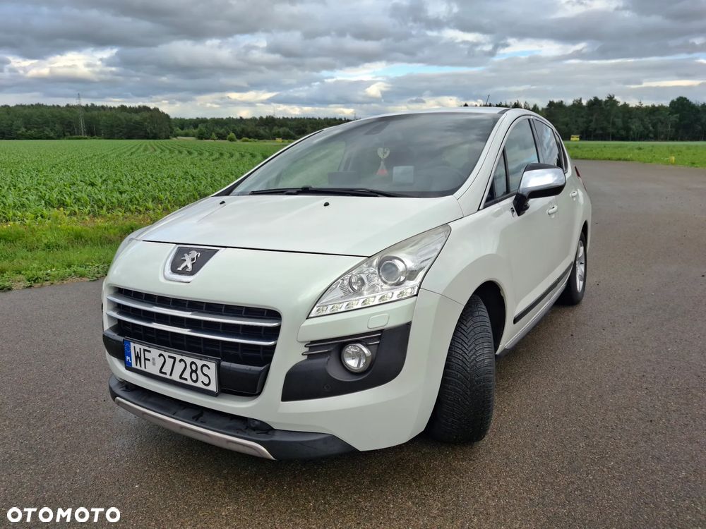 Peugeot 3008 2.0 HDi HYbrid4 - 2