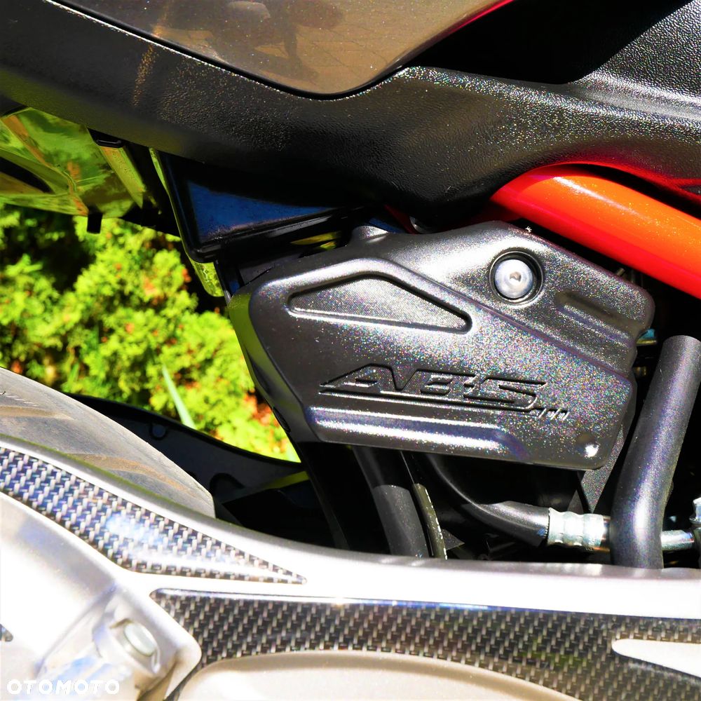 Suzuki Gladius - 23