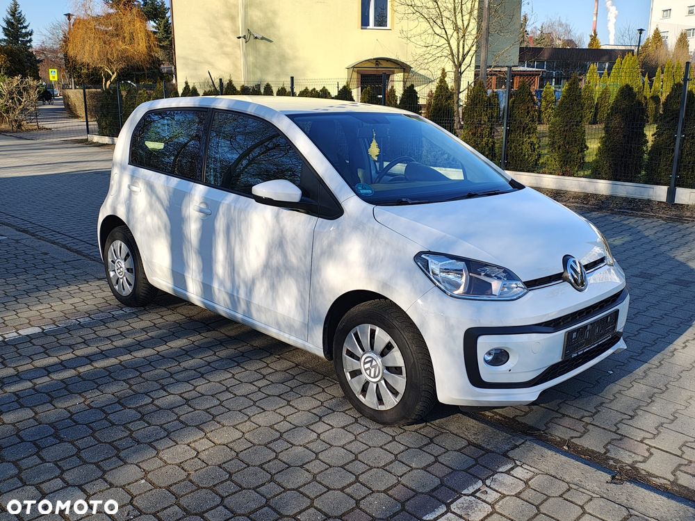 Volkswagen up! (BlueMotion Technology) move - 9