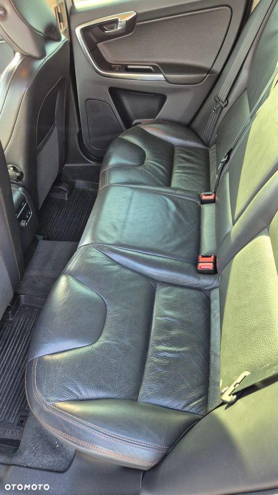 Volvo XC 60 D4 Geartronic RDesign - 10