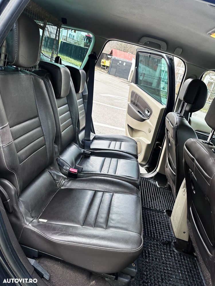 Renault Scenic - 8
