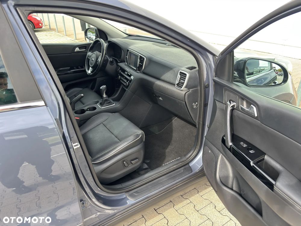 Kia Sportage 1.6 GDI 2WD DREAM-TEAM EDITION - 31