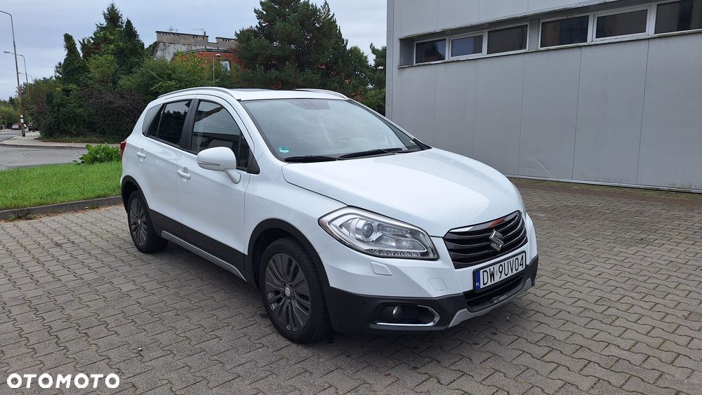 Suzuki SX4 1.6 Premium - 4