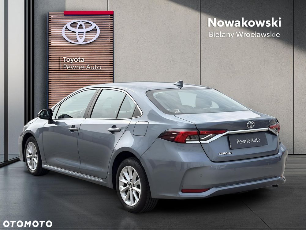 Toyota Corolla - 2