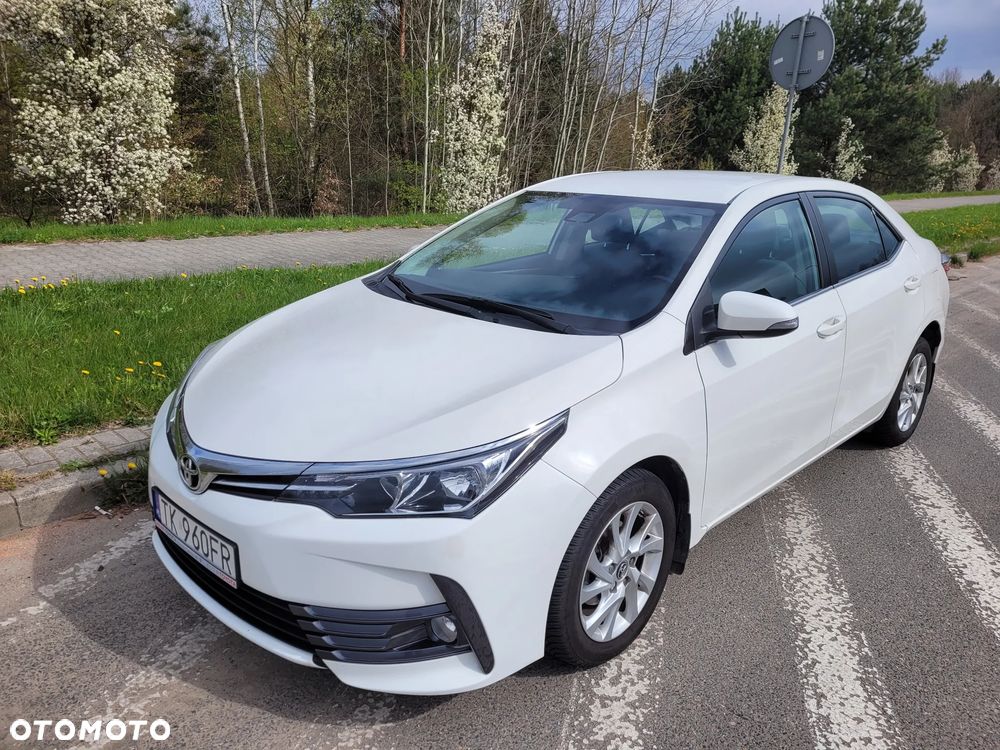 Toyota Corolla 1.6 Comfort - 1