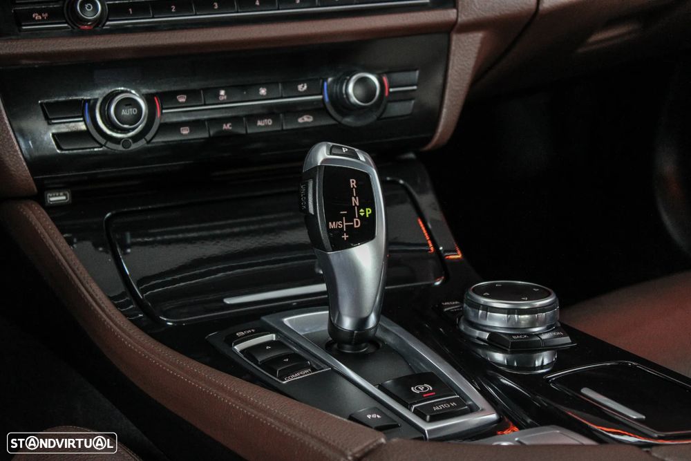 BMW 520 d Pack M Auto - 37