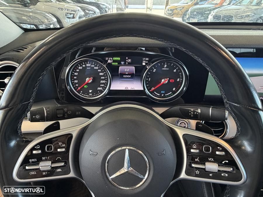 Mercedes-Benz E 300 de Avantgarde 4Matic - 8