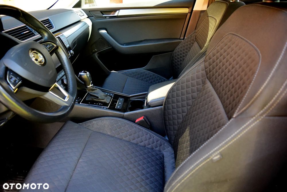 Skoda Superb 2.0 TDI Style - 12