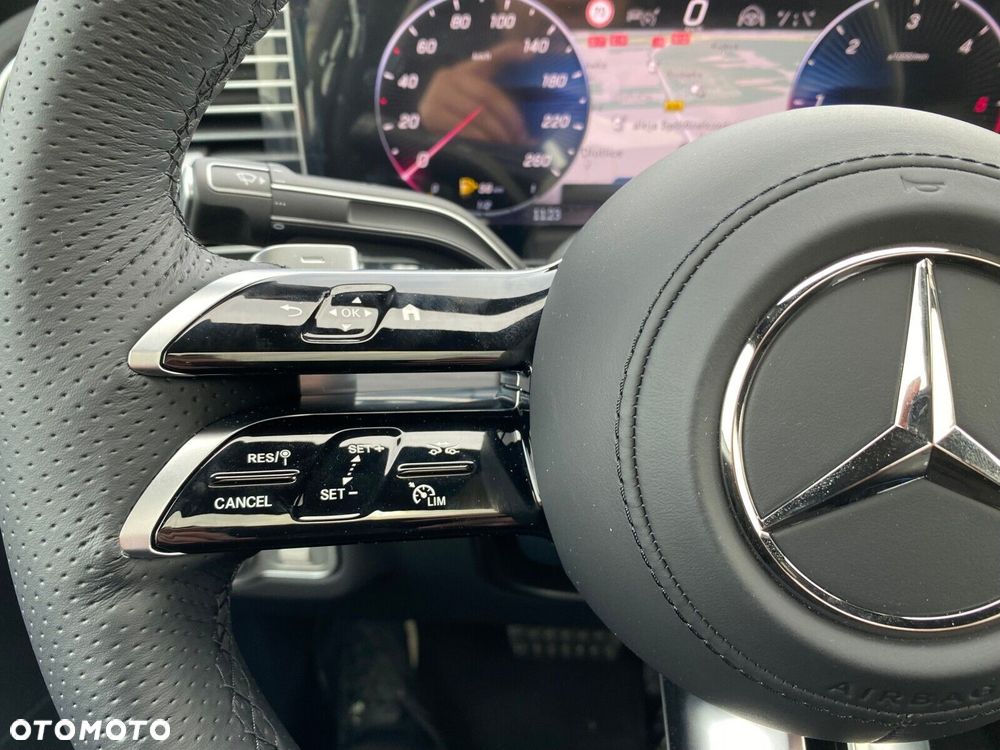 Mercedes-Benz GLE - 12