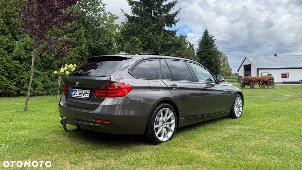 BMW Seria 3 330d Blue Performance - 10