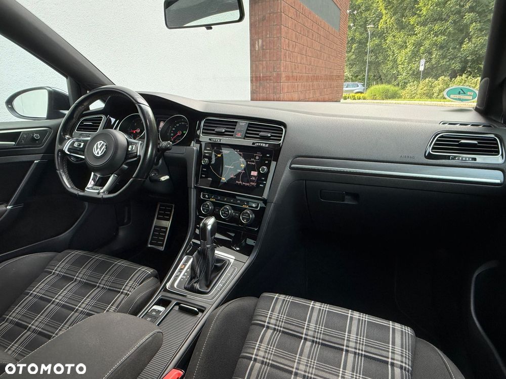 Volkswagen Golf GTD (BlueMotion Technology) DSG - 8