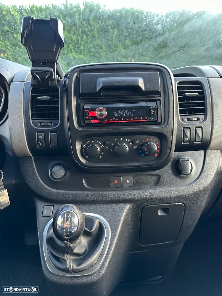 Renault Trafic - 11