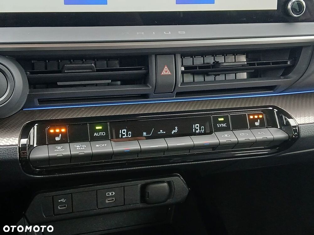 Toyota Prius - 23