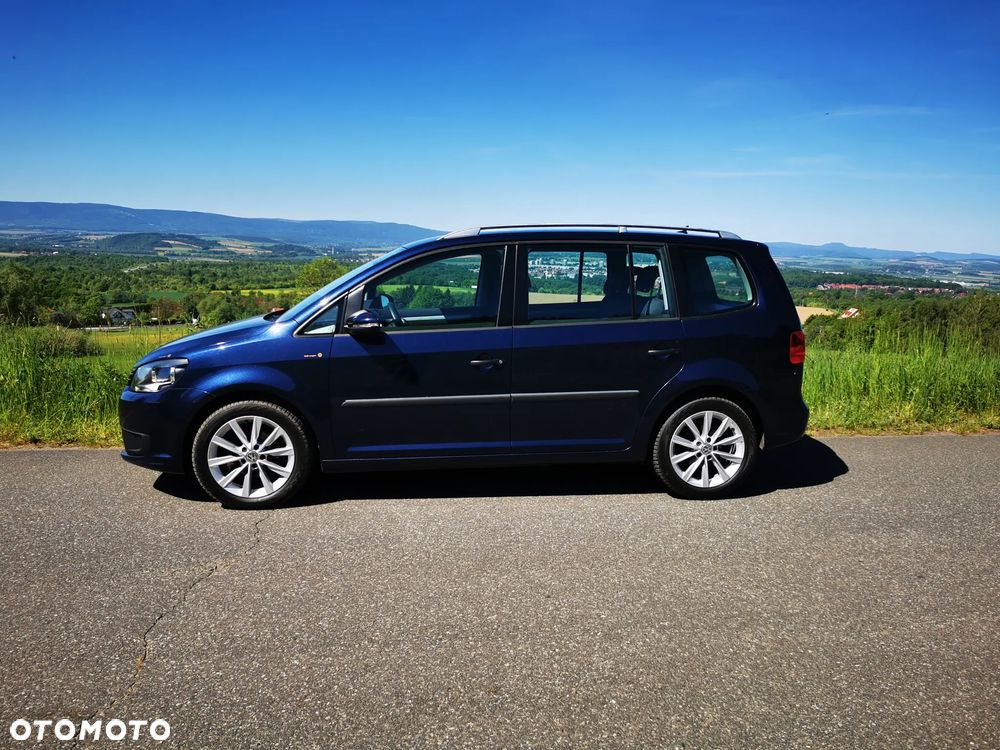 Volkswagen Touran - 24