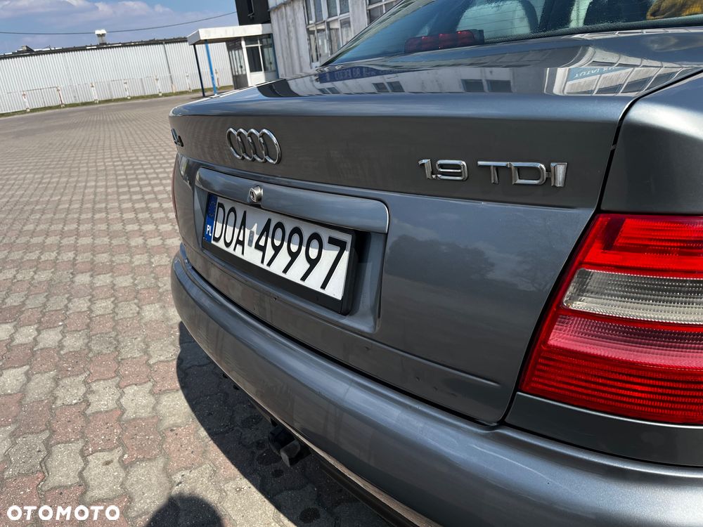 Audi A4 Limousine 1.9 TDI - 11