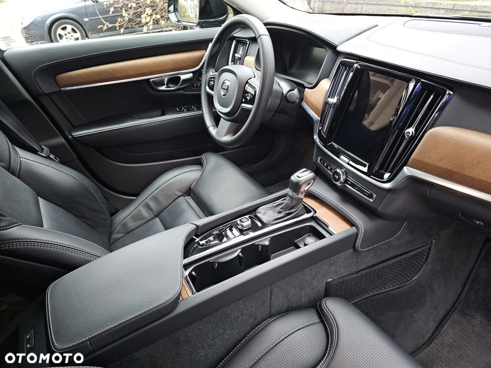 Volvo S90 D4 Inscription - 34
