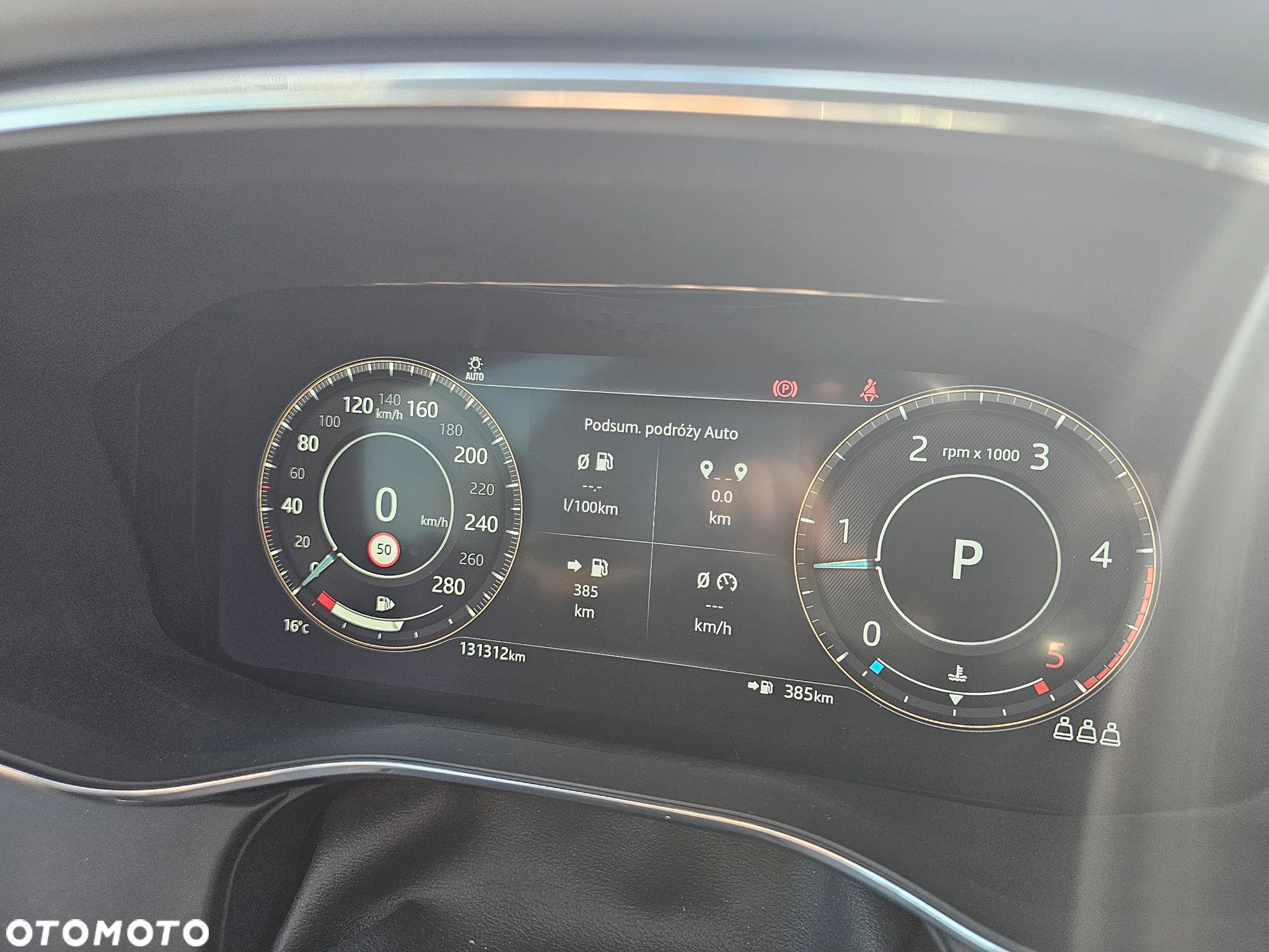 Jaguar F-Pace - 9