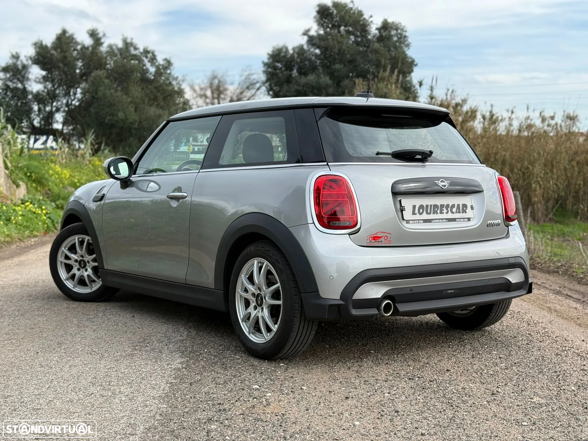 MINI 3 Portas Cooper Essential - 3