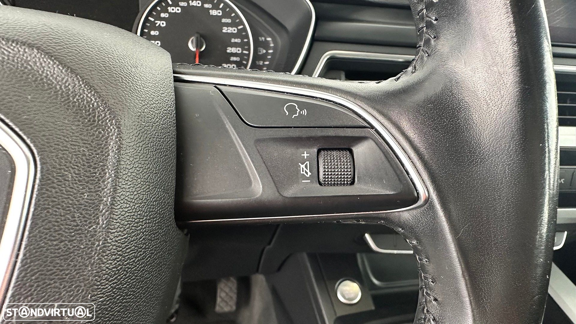 Audi A4 Avant 2.0 TDI Advance - 35