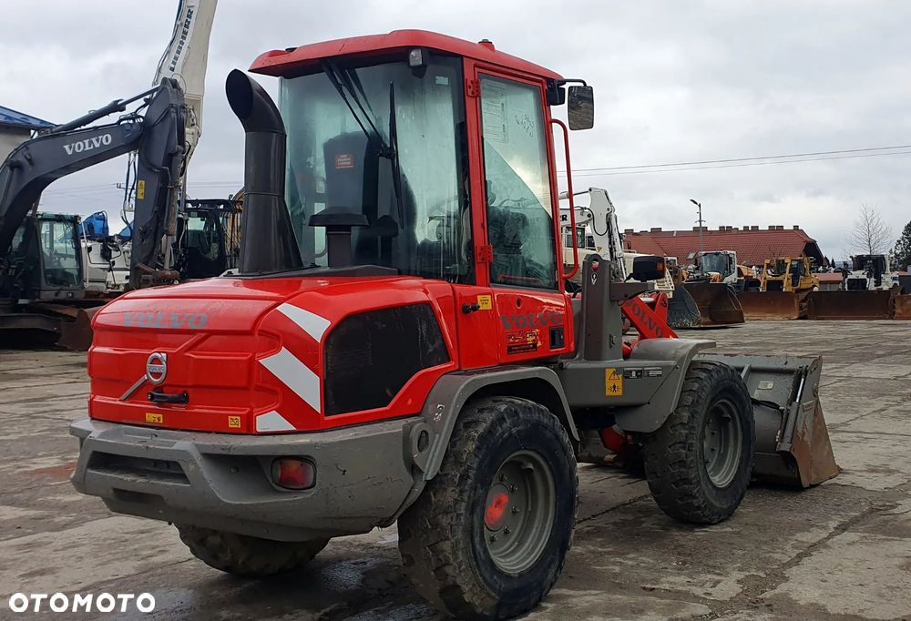 Volvo L30G - 7