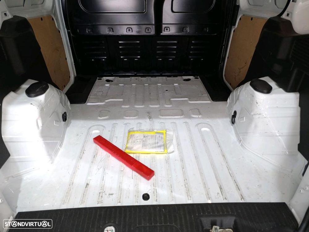 Ford TRANSIT COURIER  1.5 TDCi Trend - 8