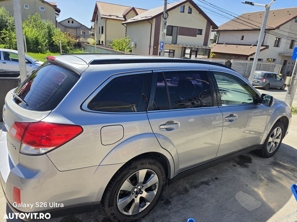 Subaru Outback 2.5I CS Aut - 12