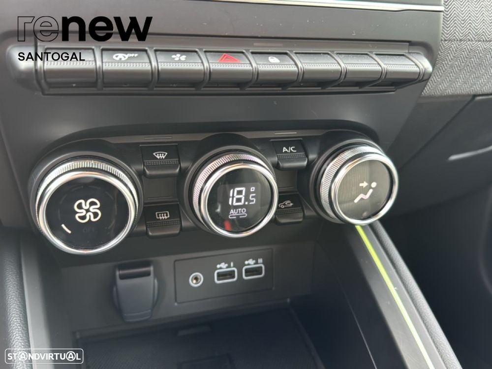 Renault Clio 1.0 TCe Techno - 19