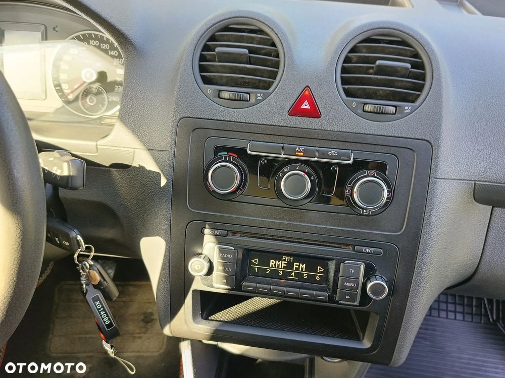 Volkswagen Caddy Maxi - 17