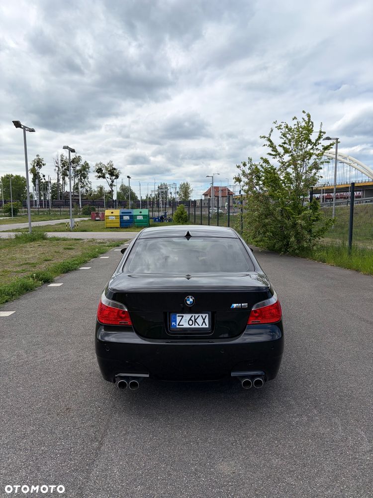 BMW M5 Standard - 5