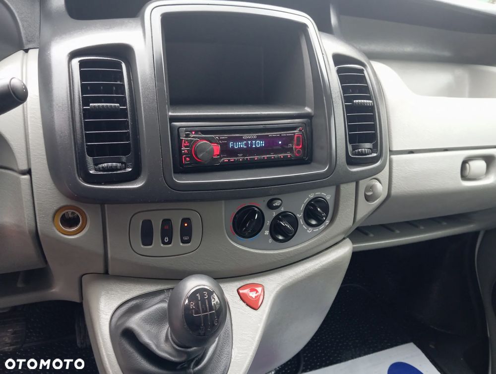 Renault Trafic - 10
