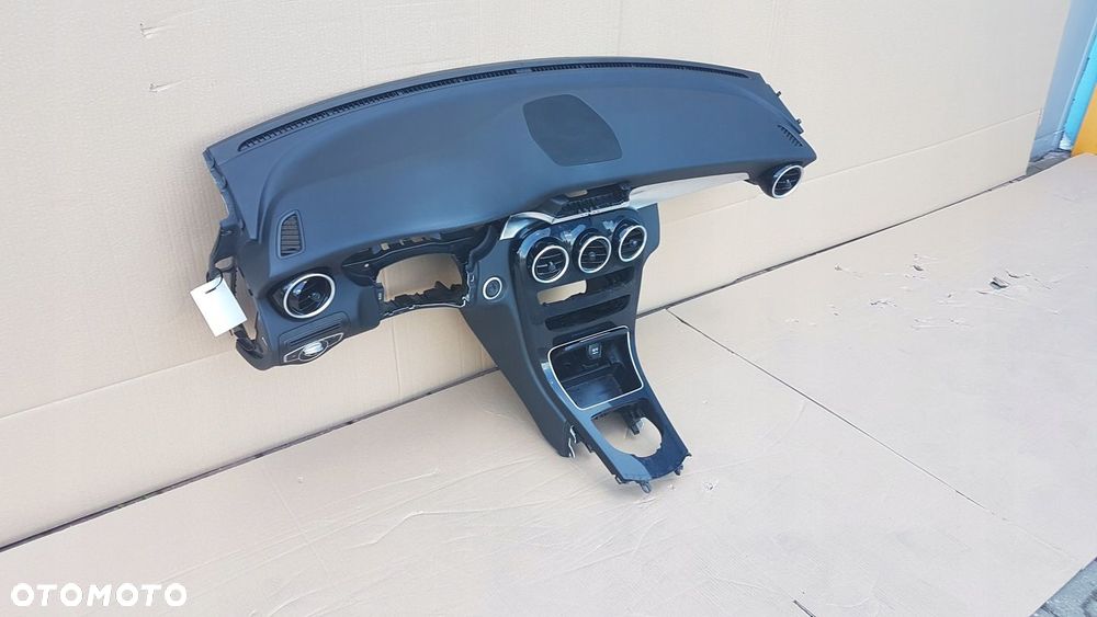 KONSOLA DESKA ROZDZIELCZA MERCEDES C-KLASA W205 ORYGINAŁ AUTOMAT - 3