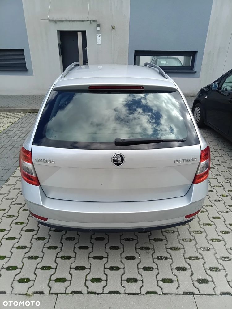 Skoda Octavia 1.6 TDI Active - 2