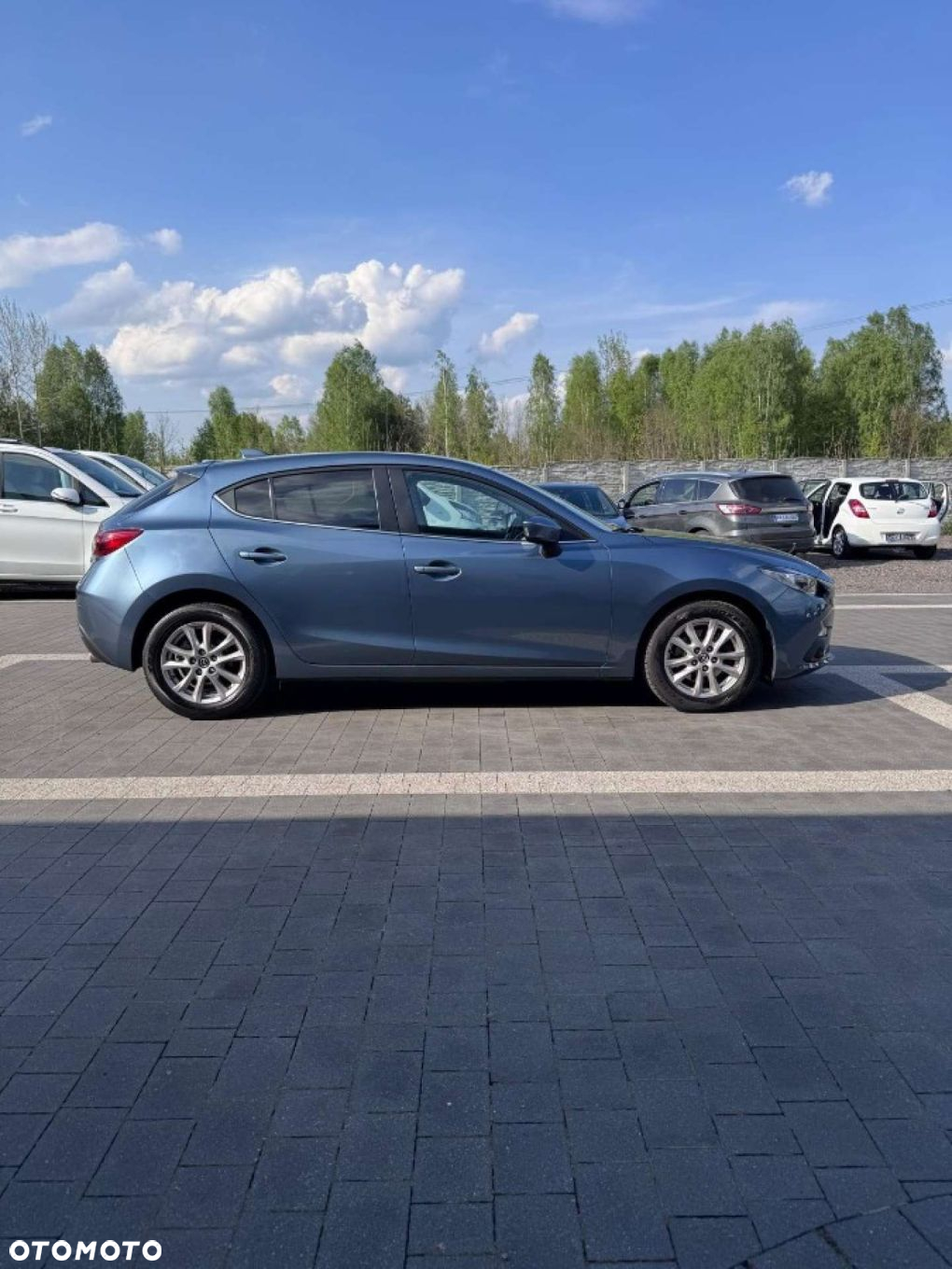 Mazda 3 - 8