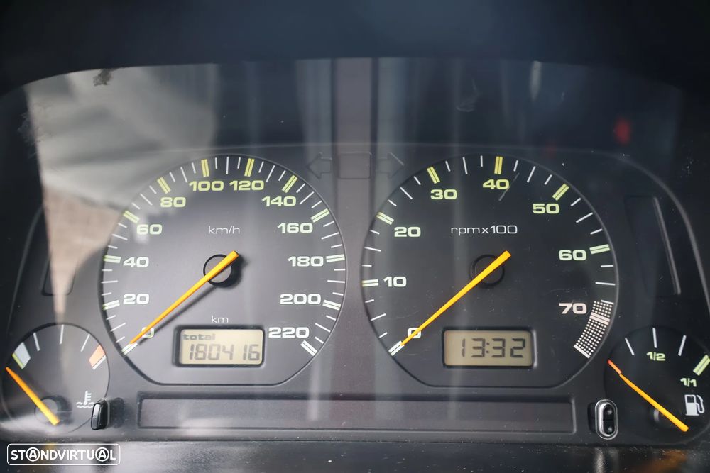 SEAT Cordoba 1.4 16V SXE - 13