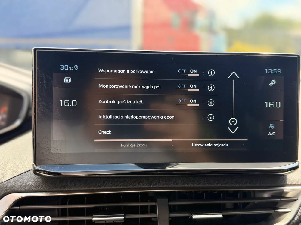 Peugeot 5008 1.5 BlueHDi GT Pack S&S EAT8 - 31